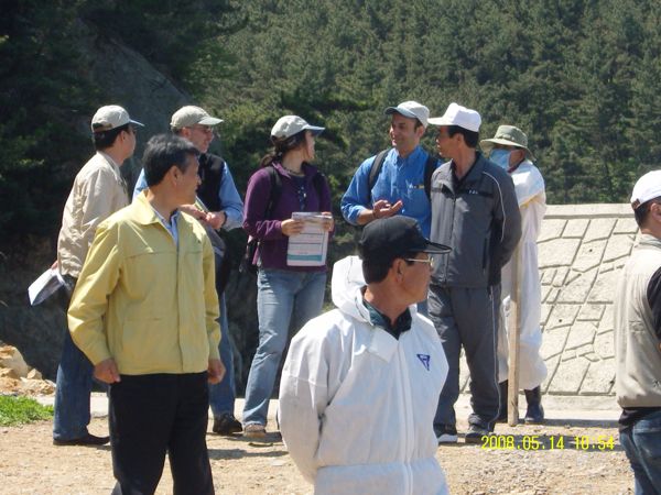  36A U.S. NOAA associates witnessing the ODSE II test demonstration at Mo Hang port South Korea