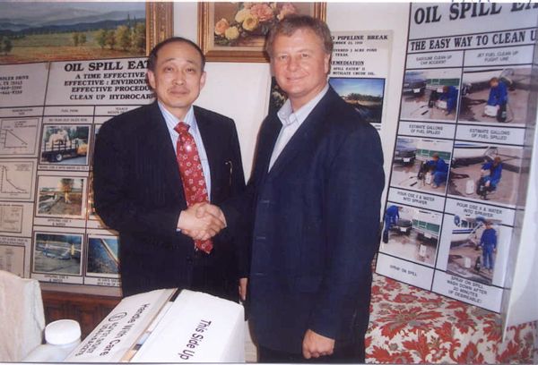 1 D Mr. Kim of the Korean Institute of Construction Anticorrosive Technology wanted to help clean up the hebie Spirit oil spill and help South Korea t